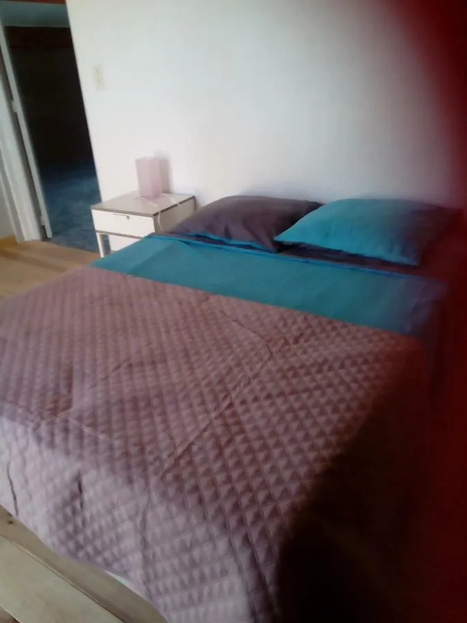 Appartement Tempines'S Flat à Entraigues-sur-la-Sorgue 0*,  France